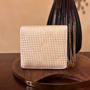 Elegant Cream Woven Women's Bag